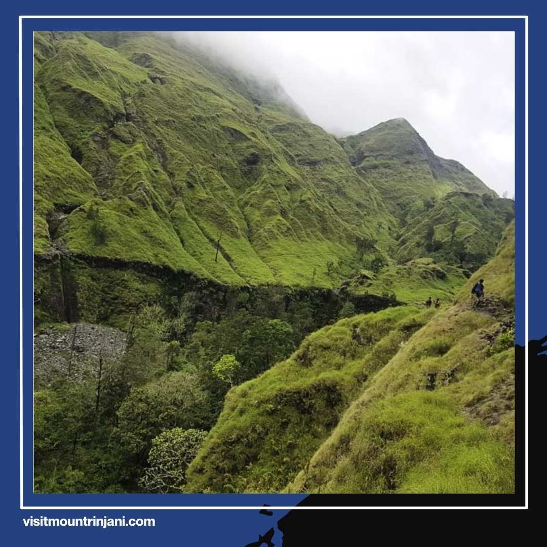 4. Panorama Tebing dan Bukit Eksotis