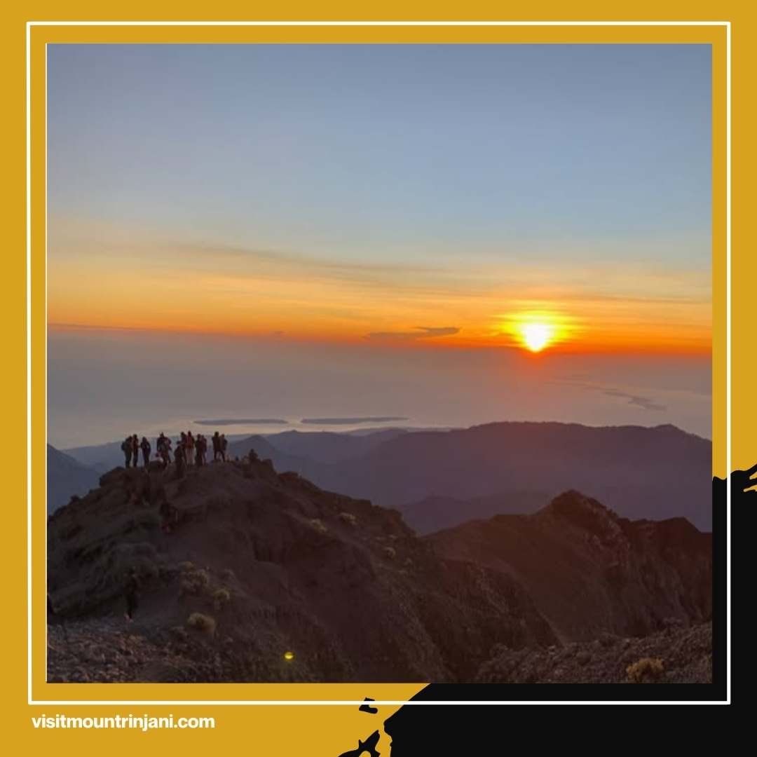 Banyak yang Salah Tebak! Sebenarnya Gunung Rinjani Tertinggi Ke Berapa di Indonesia