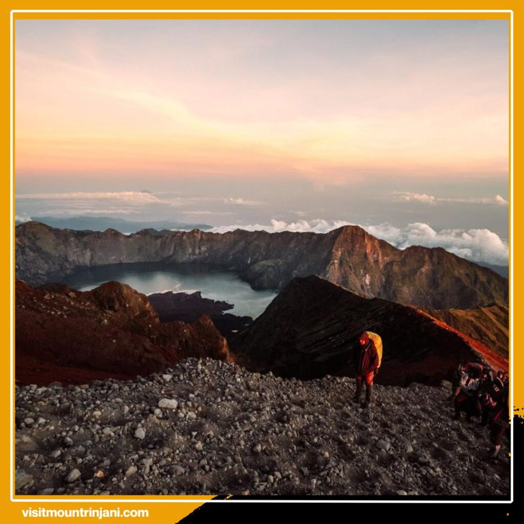 Itinerary Rinjani 3 Hari 2 Malam yang Bikin Pendakian Lebih Terarah dan Tak Terlupakan